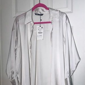 White silk shirt 🕊